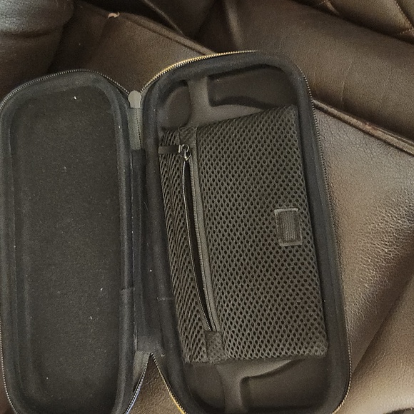 Nintendo switch Case - Picture 3 of 4